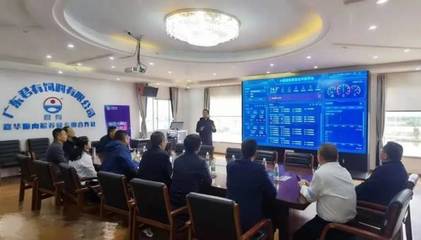 再獲殊榮！小欖鎮(zhèn)成功蟬聯(lián)“中國(guó)脆肉鯇之鄉(xiāng)”稱號(hào)，技術(shù)推廣與服務(wù)成關(guān)鍵